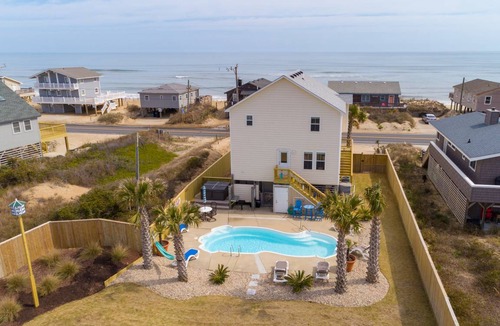 Colington House | 178 m² House ∙ 4 bedrooms ∙ 10 guests