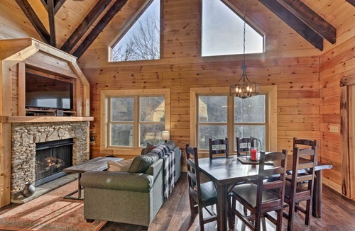 Bryson City House | 183 m² House ∙ 3 bedrooms ∙ 8 guests