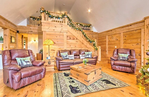 Creston House | 185 m² House ∙ 2 bedrooms ∙ 8 guests