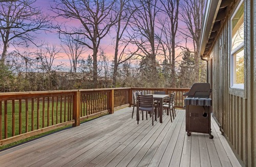 Asheville House | 185 m² House ∙ 3 bedrooms ∙ 6 guests