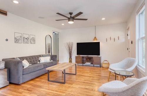 Asheville House | 185 m² House ∙ 3 bedrooms ∙ 6 guests