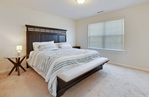 Holly Springs House | 186 m² House ∙ 4 bedrooms ∙ 8 guests