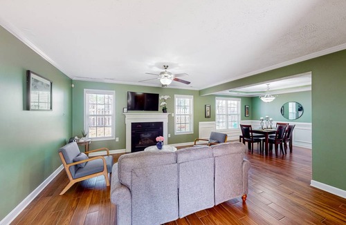 Cameron House | 186 m² House ∙ 3 bedrooms ∙ 6 guests