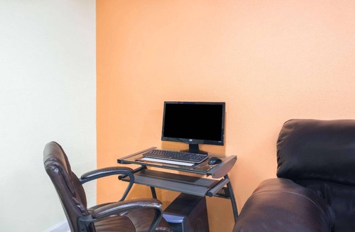 Statesville Hotel | 19 m² Hotel ∙ 127 guests
