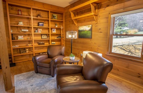 Apple Ridge Cabin | 193 m² Cabin ∙ 3 bedrooms ∙ 8 guests