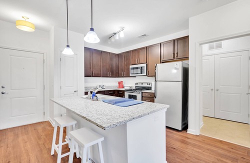 Ashbrook - Clawson Village Apartment | 1BR King Bed near Shopping, Dining & Entertainment