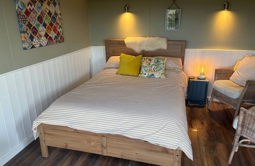 Stannington Cabin | 1br-sleeps2-field View-parking-cabin Experience