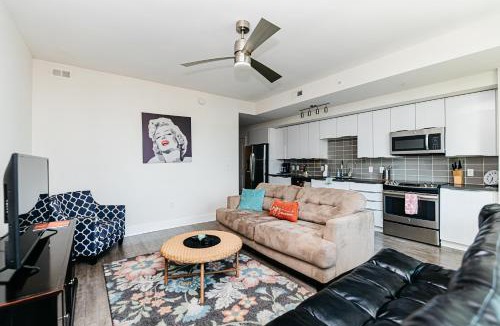 Charlotte Center City Apartment | 1BR Uptown Charlotte Furnished Apartments apts