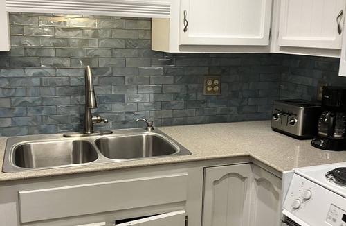 North Carolina Coast Condo | 1st floor 3BR 2Bath Oceanfront Condo w/pool and 2 assigned parking spots!