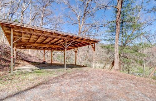 Qualla House | 2 Bed 2 Bath Vacation home in Whittier II