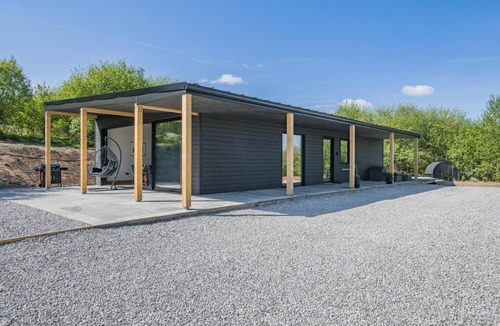 Fourstones Near Bentham Ski Chalet | 2 Bed in Austwick (oc-l31946)