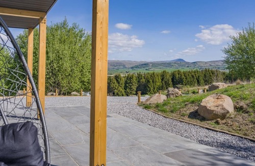 Fourstones Near Bentham Ski Chalet | 2 Bed in Austwick (oc-l31946)