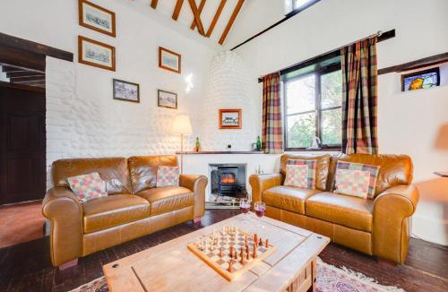 Bacton House | 2 Bed in Bacton oc-709