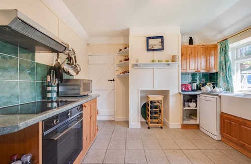 Bacton Cottage | 2 Bed in Bacton (oc-710)