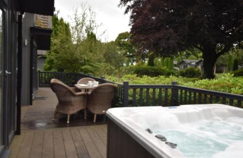 Brayford Cabin | 2 Bed in Barnstaple oc-87360