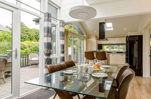 Brayford Cabin | 2 Bed in Barnstaple oc-87360