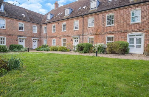 Blythburgh Apartment | 2 Bed in Blythburgh (oc-wag2)