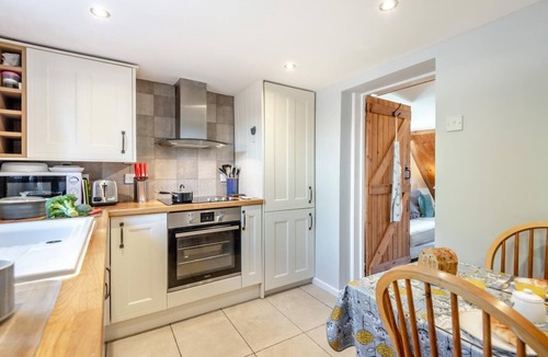 Bodham Cottage | 2 Bed in Bodham (oc-2082)