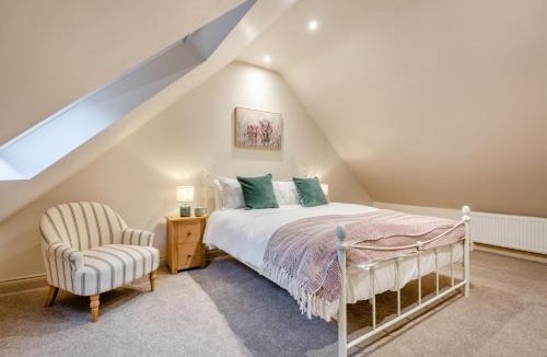 Castleton House | 2 Bed in Castleton oc-f34013