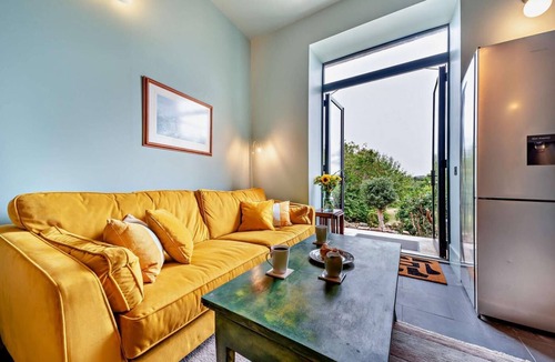 Coldstream Cottage | 2 Bed in Coldstream (oc-t30042)