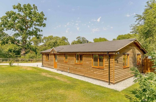 Stanton by Bridge Ski Chalet | 2 Bed in Derby (oc-78581)
