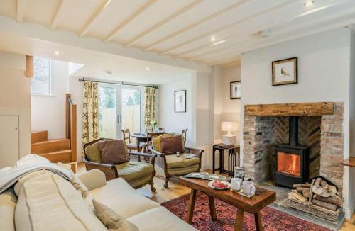 Lund House | 2 Bed in Driffield oc-75584