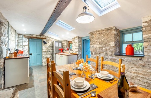 Dolgellau Cottage | 2 Bed in Islawrdref (oc-c30140)