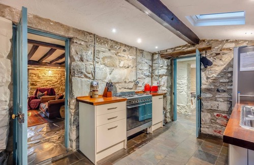 Dolgellau Cottage | 2 Bed in Islawrdref (oc-c30140)
