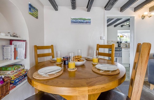 Llansantffraed Cottage | 2 Bed in Llanon (oc-e32781)