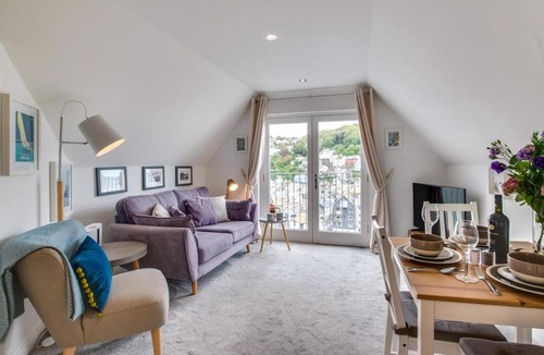 West Looe Apartment | 2 Bed in Looe oc-l30069