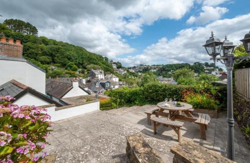West Looe House | 2 Bed in Looe oc-p00806