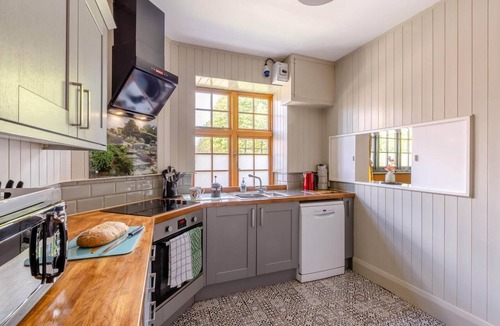 Withypool Cottage | 2 Bed in Minehead (oc-77362)