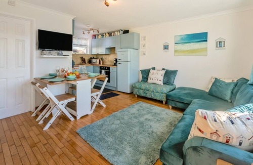 Mullion House | 2 Bed in Mullion (oc-k7968)