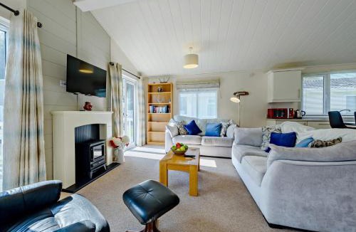 Amroth Cabin | 2 Bed in Narberth oc-91799