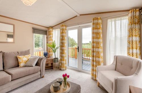 Welney Cabin | 2 Bed in Welney oc-s29764