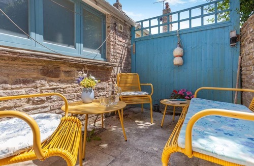 Worth Matravers Cottage | 2 Bed in Worth Matravers (oc-q33640)