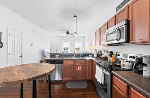 Hubert House | 2 Bedroom 2.5 bath minutes from Downtown Swansboro, Emerald Isle & Camp Lejeune.