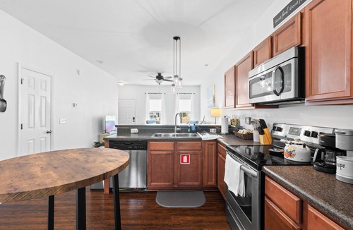 Hubert House | 2 Bedroom 2.5 bath minutes from Downtown Swansboro, Emerald Isle & Camp Lejeune.