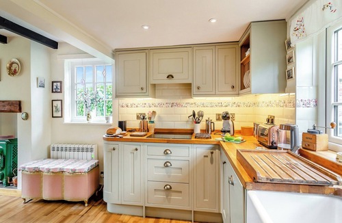 Thornton-le-Moor Cottage | 2 bedroom accommodation in Thornton-le-Moor, near Northallerton