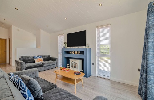 Cannington Ski Chalet | 2 bedroom accommodation in Cannington