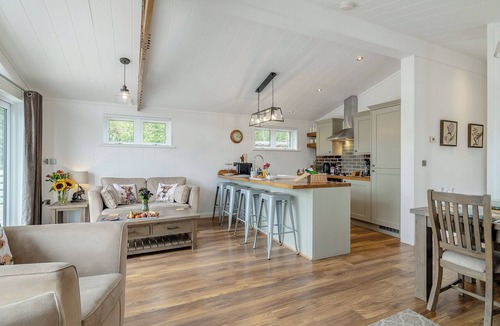 Cannington Ski Chalet | 2 bedroom accommodation in Cannington