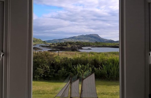 Isle of Luing Cottage | 2 bedroom accommodation in Cullipool