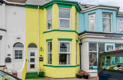 Gorleston-on-Sea Cottage | 2 bedroom accommodation in Gorleston