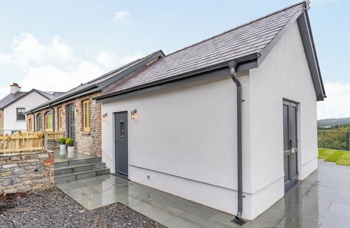 Pentrefelin Cottage | 2 bedroom accommodation in Llandeilo