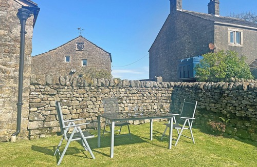 Harrop Fold Cottage | 2 bedroom accommodation in Harrop Fold, near Clitheroe