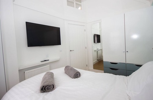 Jedburgh Cabin | 2 bedroom accommodation in Jedburgh