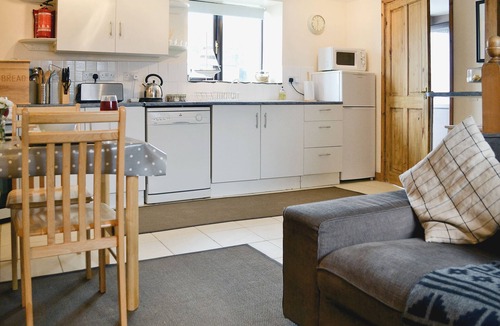 Llanybri Cottage | 2 bedroom accommodation in Marros, near Amroth