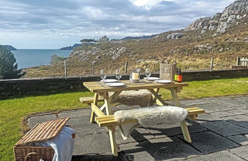 Strathcarron Cottage | 2 bedroom accommodation in Shieldaig
