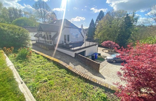 Chesham Apartment | 2 bedroom accommodation in The Vale, near Chesham