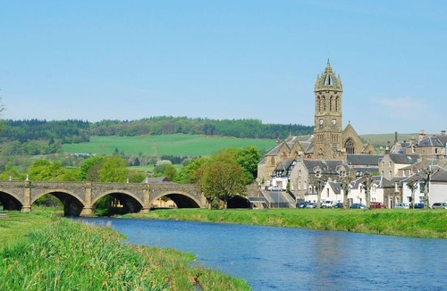 Peebles Cabin | 2 bedroom accommodation in Peebles